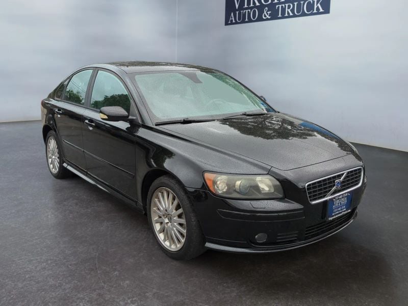 2006 Volvo S40 T5 Sedan 4D Photo in Norfolk VA 23518