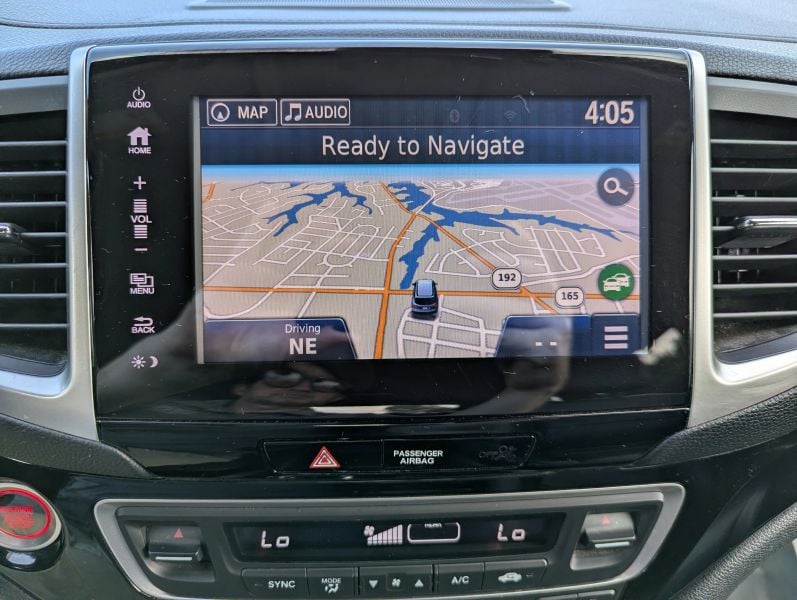 2017 Honda Pilot Touring Sport Utility 4D Photo in Norfolk VA 23518