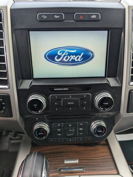 2015 Ford F150 SuperCrew Cab Lariat Pickup 4D 5 1/2 ft Photo in Norfolk VA 23518