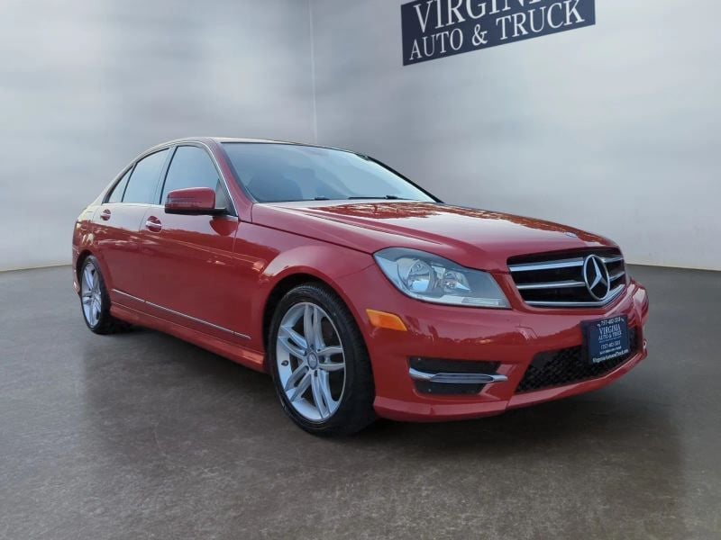 Pre-Owned 2014 Mercedes-Benz C-Class C 250 Luxury Sedan 4D - photo - 4