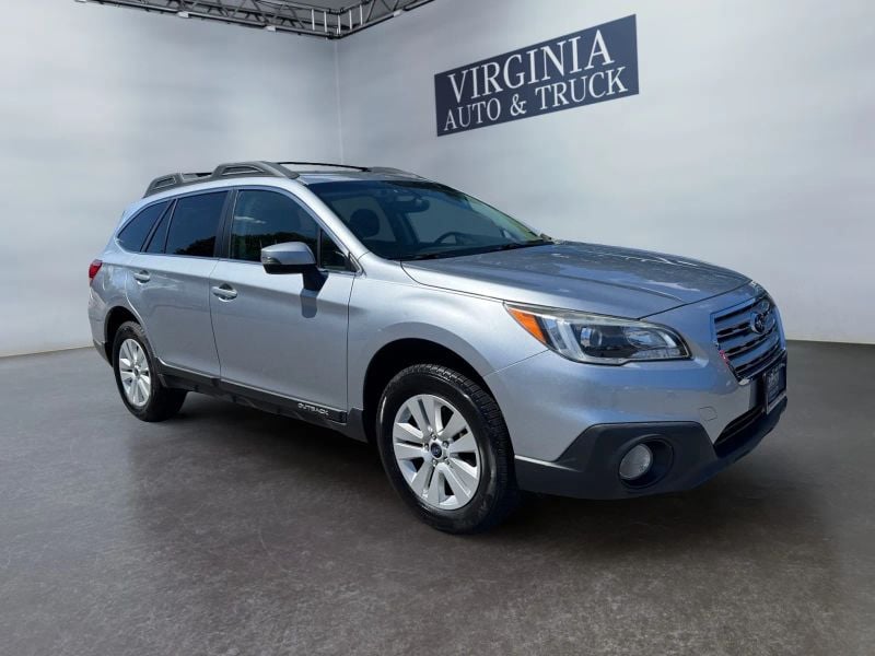 Pre-Owned 2017 Subaru Outback 2.5i Premium Wagon 4D - photo - 1