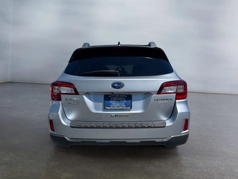 Pre-Owned 2017 Subaru Outback 2.5i Premium Wagon 4D - photo - 5