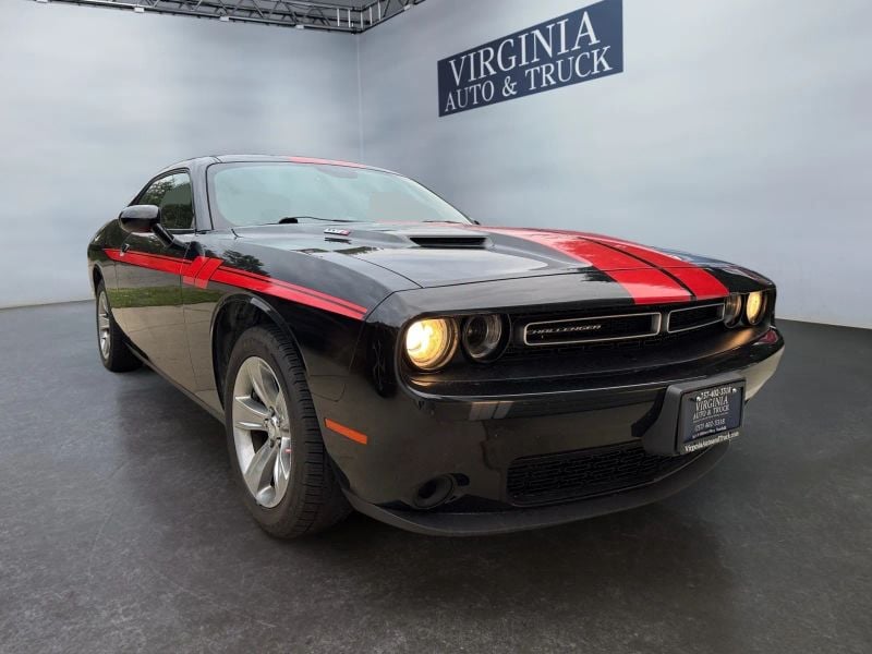 Pre-Owned 2021 Dodge Challenger SXT Coupe 2D - photo - 0