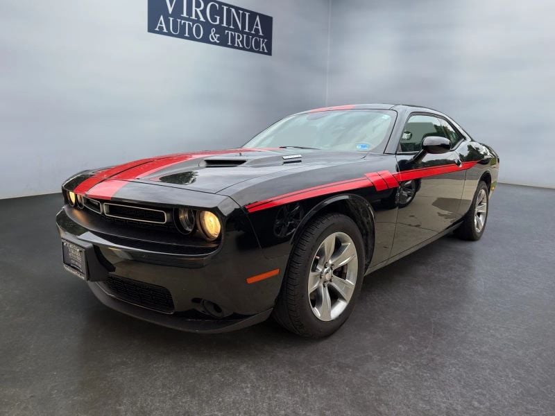 Pre-Owned 2021 Dodge Challenger SXT Coupe 2D - photo - 1