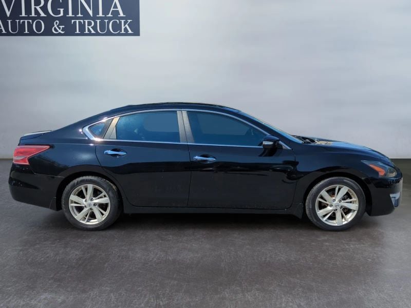 Pre-Owned 2013 Nissan Altima 2.5 SL Sedan 4D - photo - 5