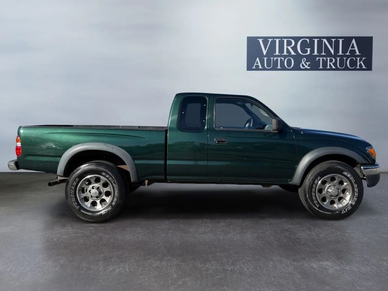 Pre-Owned 2002 Toyota Tacoma XtraCab PreRunner Pickup - photo - 5