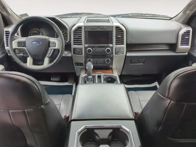 Pre-Owned 2015 Ford F150 SuperCrew Cab Lariat Pickup 4D 5 1/2 ft - photo - 3