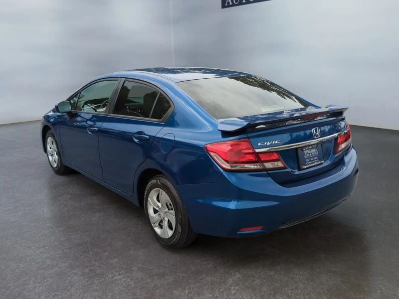 Pre-Owned 2015 Honda Civic LX Sedan 4D - photo - 8