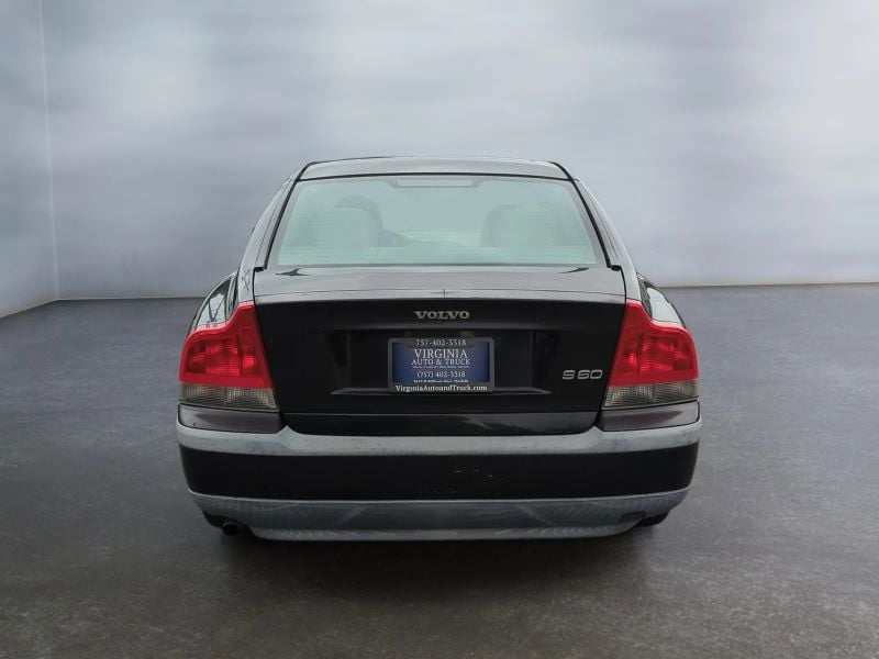 Pre-Owned 2002 Volvo S60 Sedan 4D - photo - 6