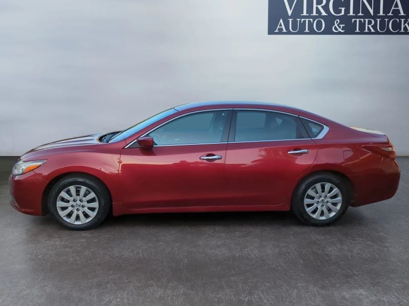 Pre-Owned 2018 Nissan Altima 2.5 S Sedan 4D - photo - 1