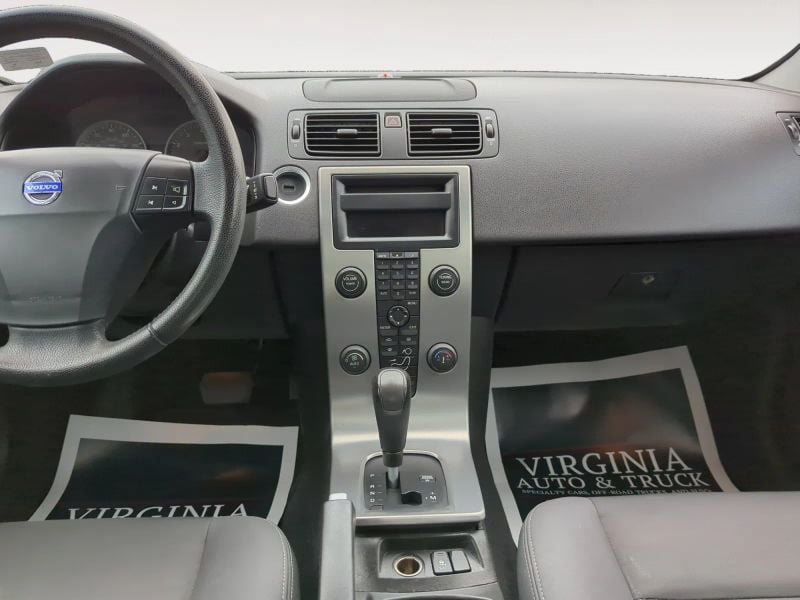 Pre-Owned 2006 Volvo S40 T5 Sedan 4D - photo - 10