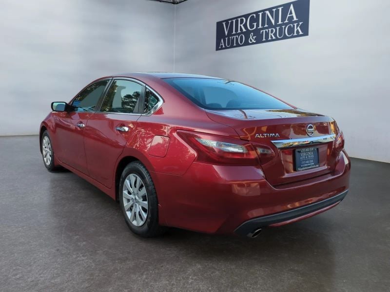 Pre-Owned 2018 Nissan Altima 2.5 S Sedan 4D - photo - 8